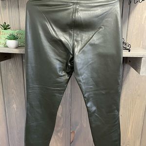 NWT Medium GAP Olive Green Lined Vegan Leather Leggings Pants